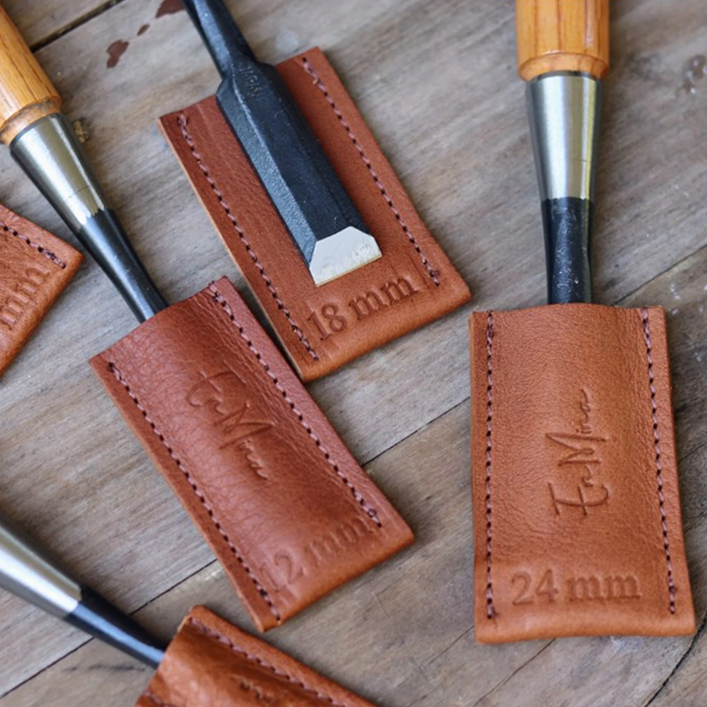 En Mina Chisel Tip Protector / Holdfast Sheath Tan Leather - Image 14