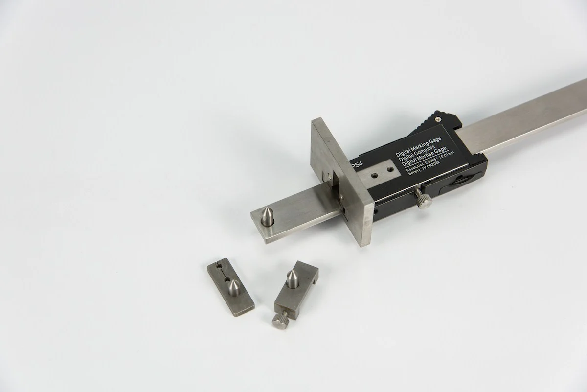 iGaging 3-in-1 Digital Marking Gauge 150mm Measuring Capacity IP54 Protective Rating - Image 4