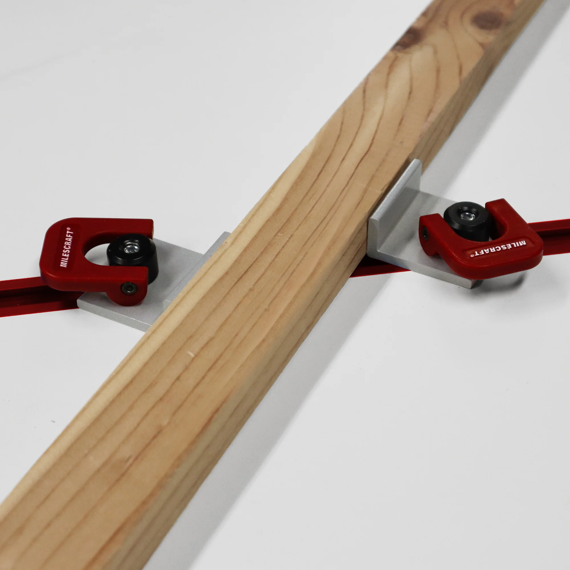 Milescraft Pack of 4 Rotatable T-Track CamStops - Image 3
