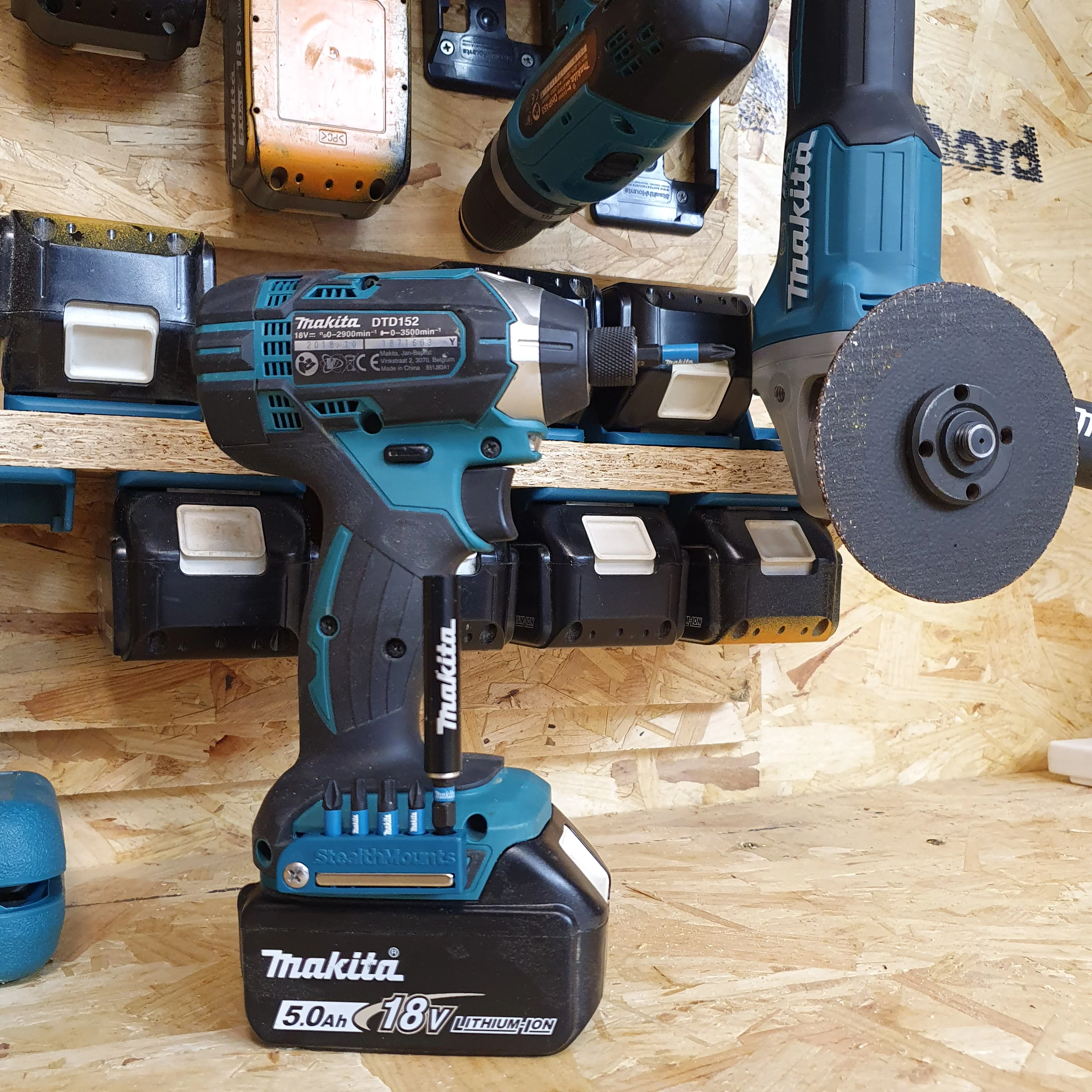 StealthMounts Magnetic Bit Holder for Makita LXT & XGT Tools 18V Pack of 2 Blue - Image 2
