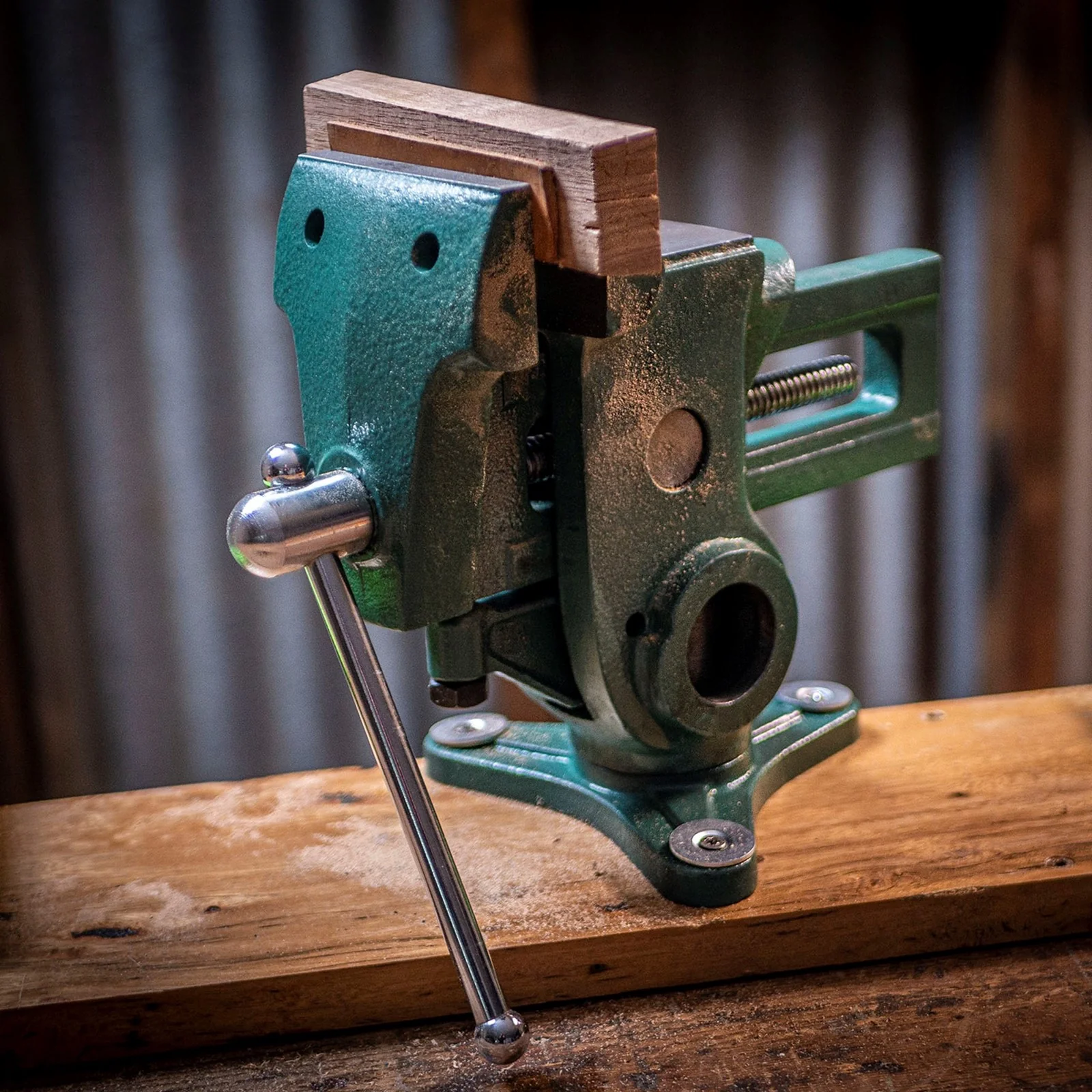 Torquata Parrot Vice Swivelling Machinist's Above Bench Vise 125mm Capacity - Image 4