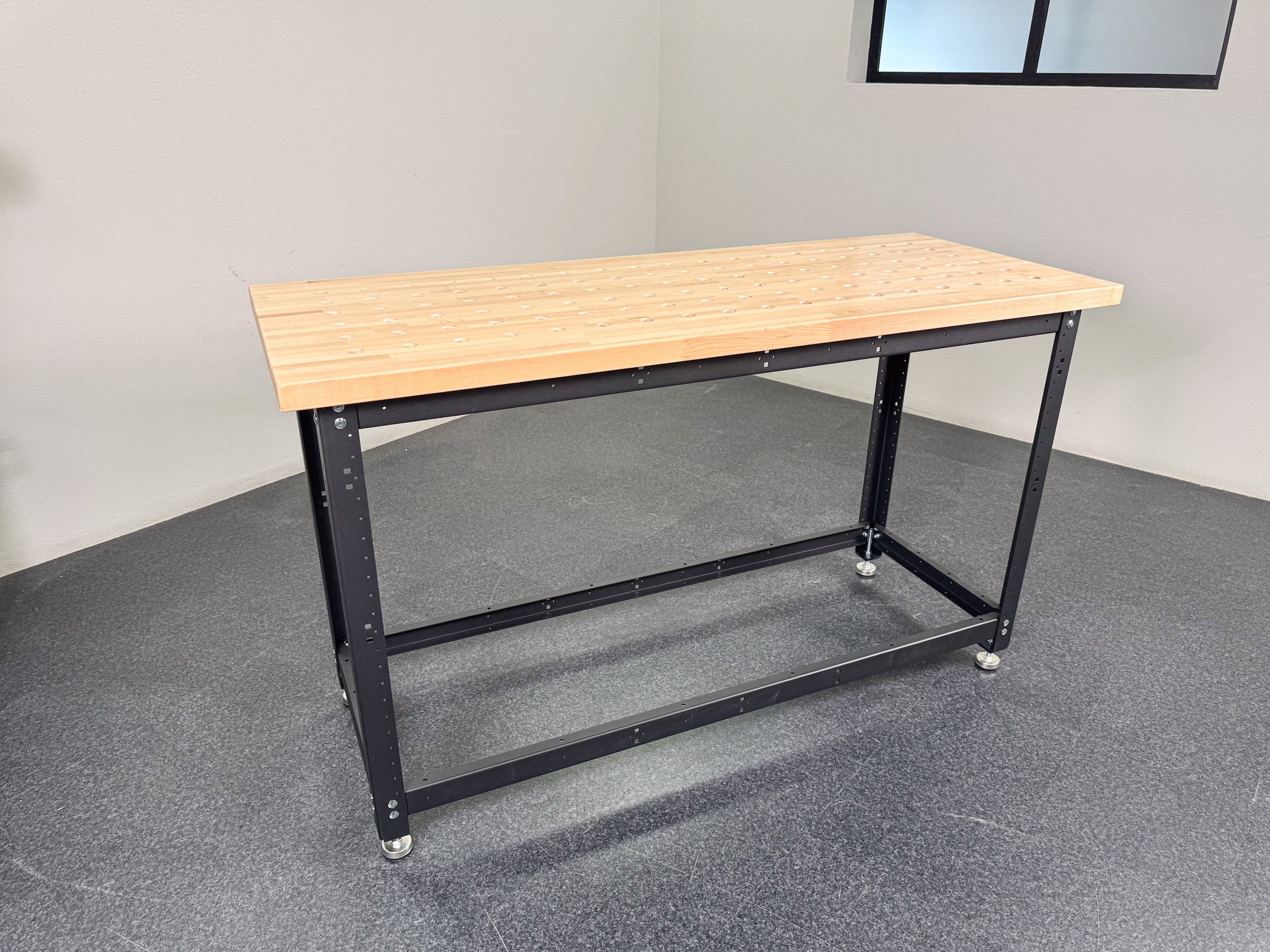 Torquata Workbench System 1500 x 600 Workbench Kit with Dog Hole Top - Image 6