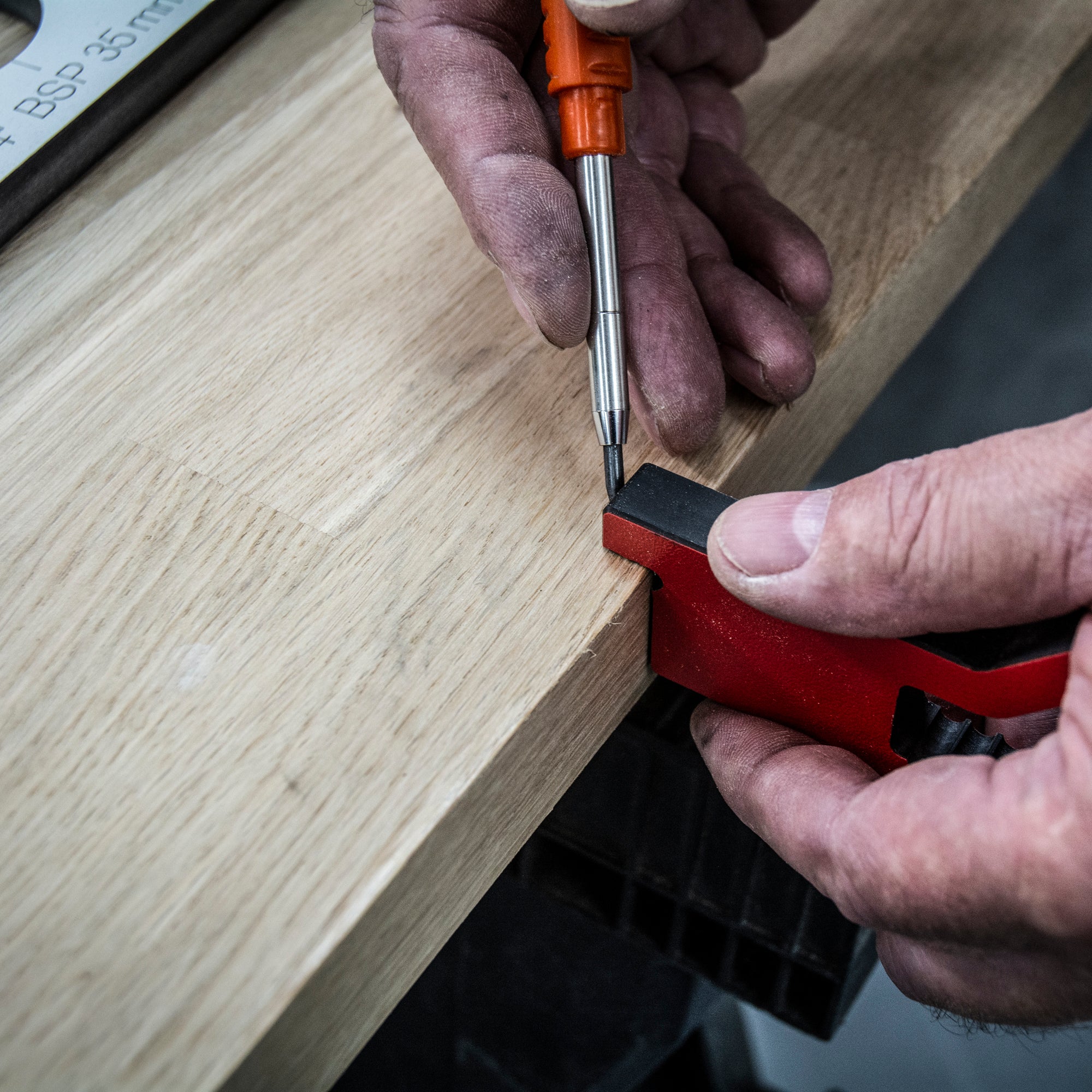 Trend 950mm Professional Kitchen Worktop Router Jig - Image 17