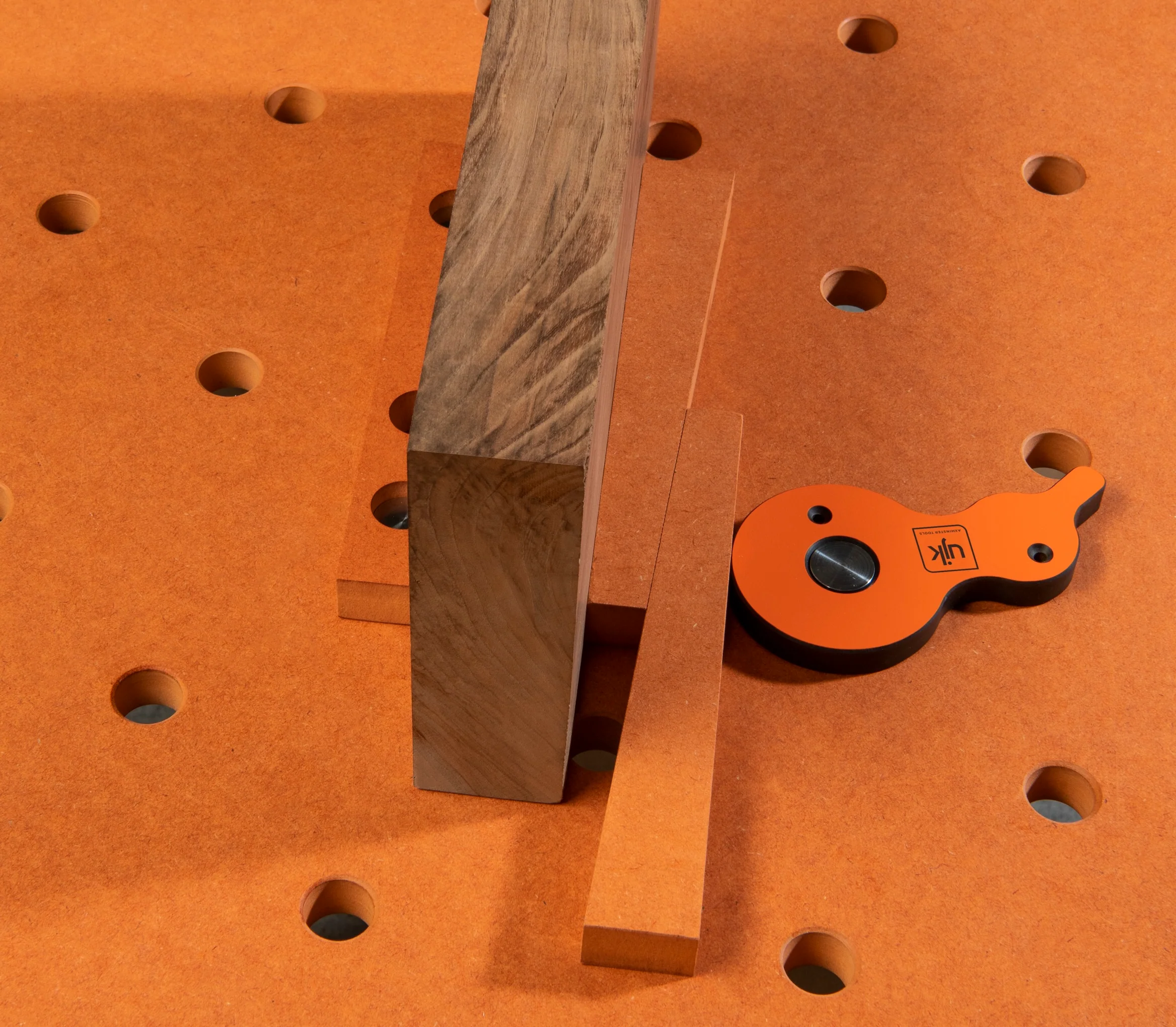 UJK Backstop for Dog Hole Workbenches - Image 2